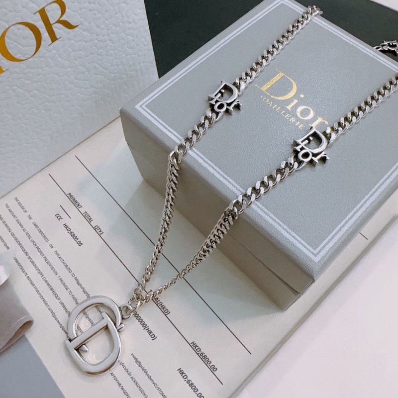 chr1st1an D10r necklaces